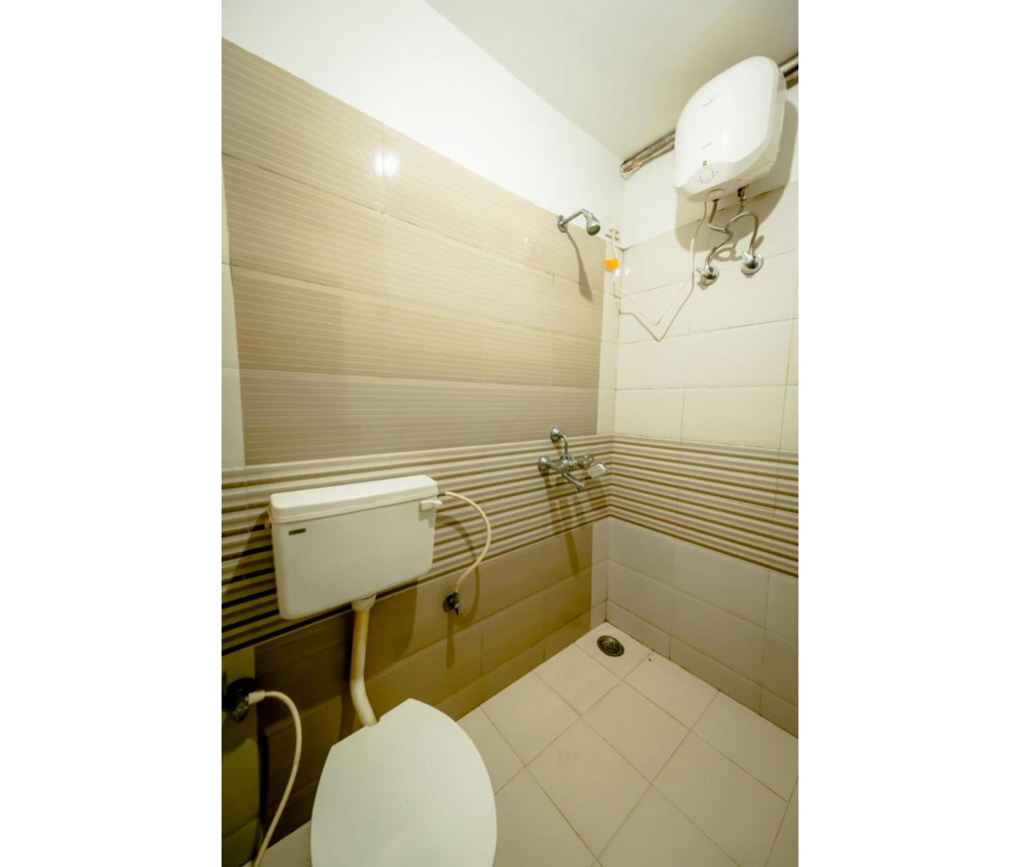 Mor Deep Ganga Inn- Sea View Hotel-lift- Wifi With Restaurant Facilities- Best Selling & Best Choice Of Travellers 3*