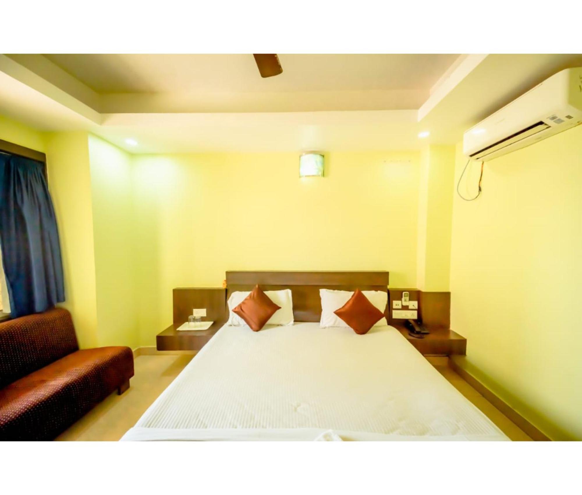 Mor Deep Ganga Inn- Sea View Hotel-lift- Wifi With Restaurant Facilities- Best Selling & Best Choice Of Travellers Hotel