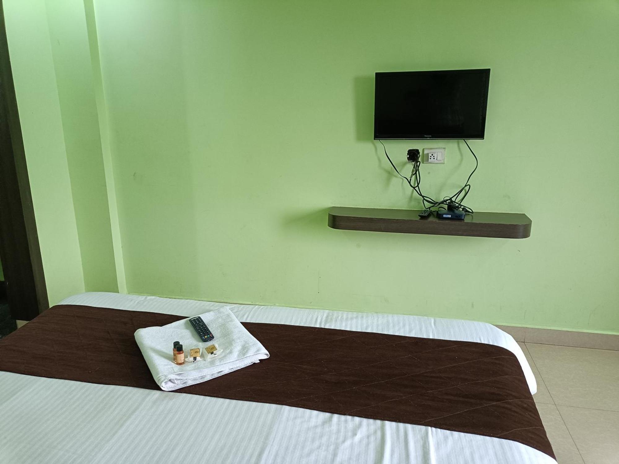 Mor Deep Ganga Inn- Sea View Hotel-lift- Wifi With Restaurant Facilities- Best Selling & Best Choice Of Travellers Hotel 3*