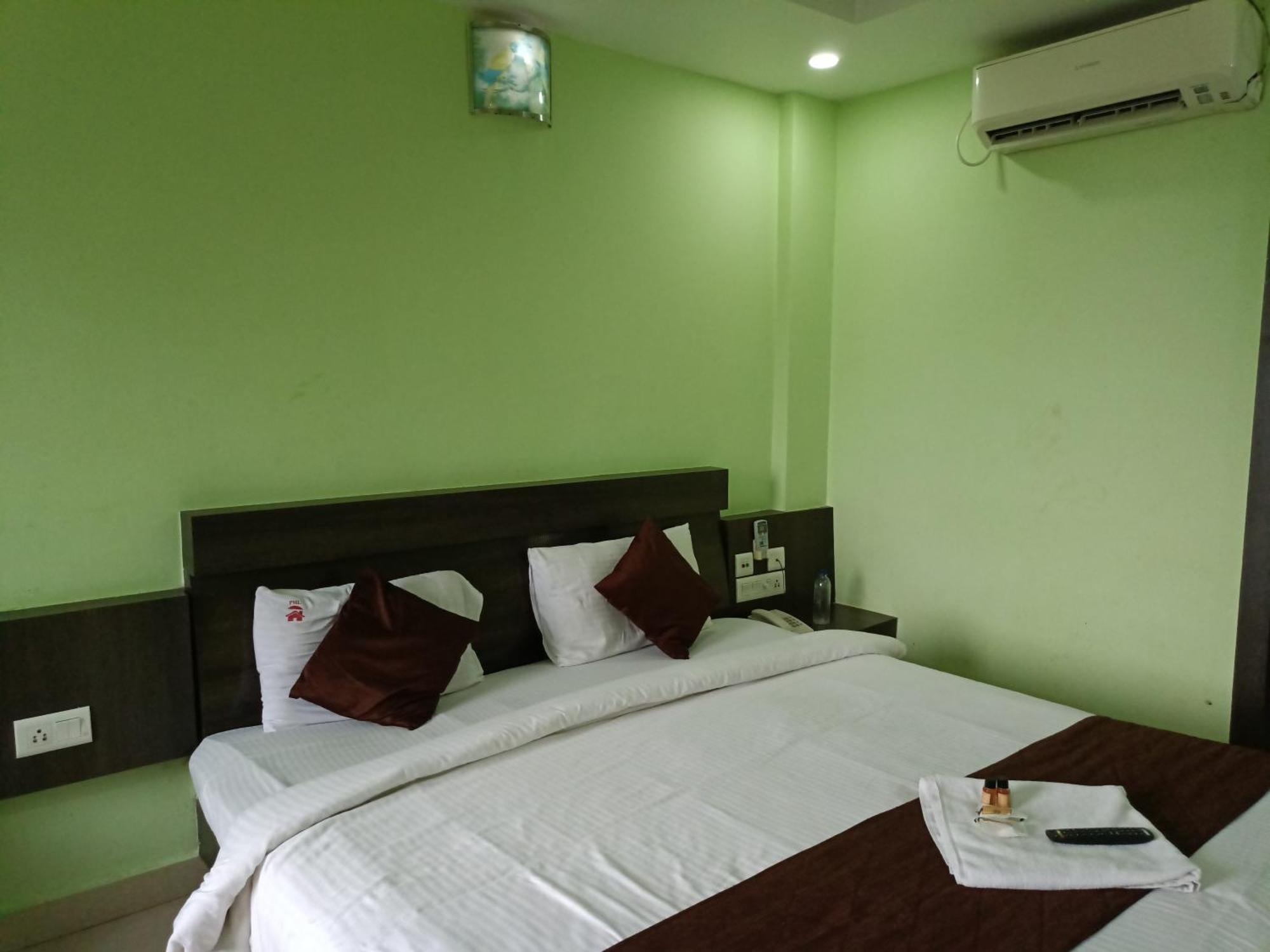 Mor Deep Ganga Inn- Sea View Hotel-lift- Wifi With Restaurant Facilities- Best Selling & Best Choice Of Travellers