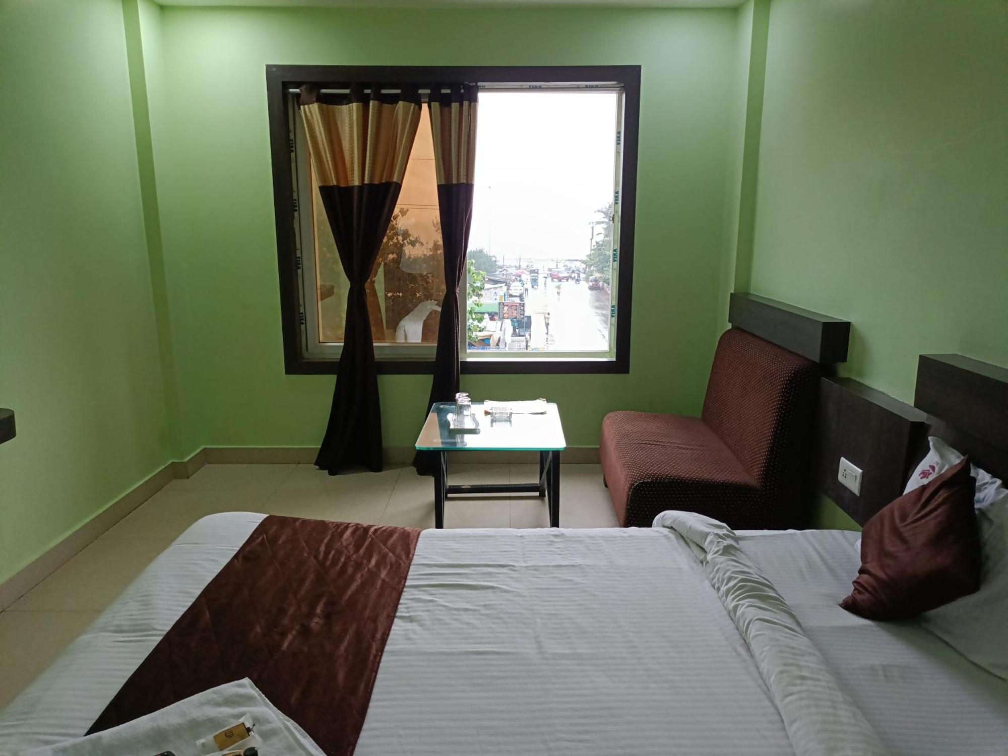 Hotel Mor Deep Ganga Inn- Sea View Hotel-lift- Wifi With Restaurant Facilities- Best Selling & Best Choice Of Travellers