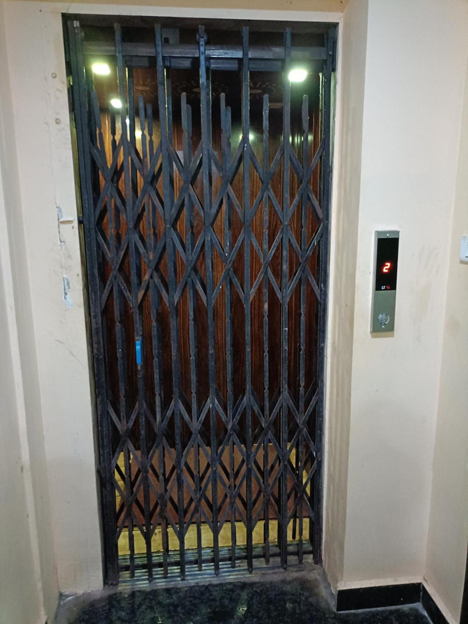 Mor Deep Ganga Inn- Sea View Hotel-lift- Wifi With Restaurant Facilities- Best Selling & Best Choice Of Travellers Puri