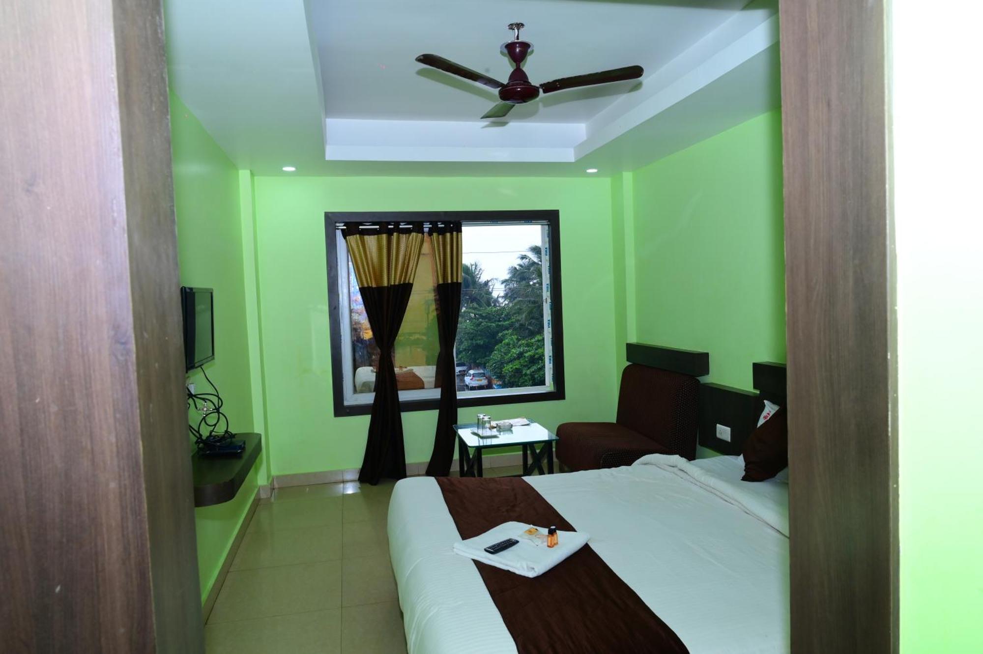 Mor Deep Ganga Inn- Sea View Hotel-lift- Wifi With Restaurant Facilities- Best Selling & Best Choice Of Travellers