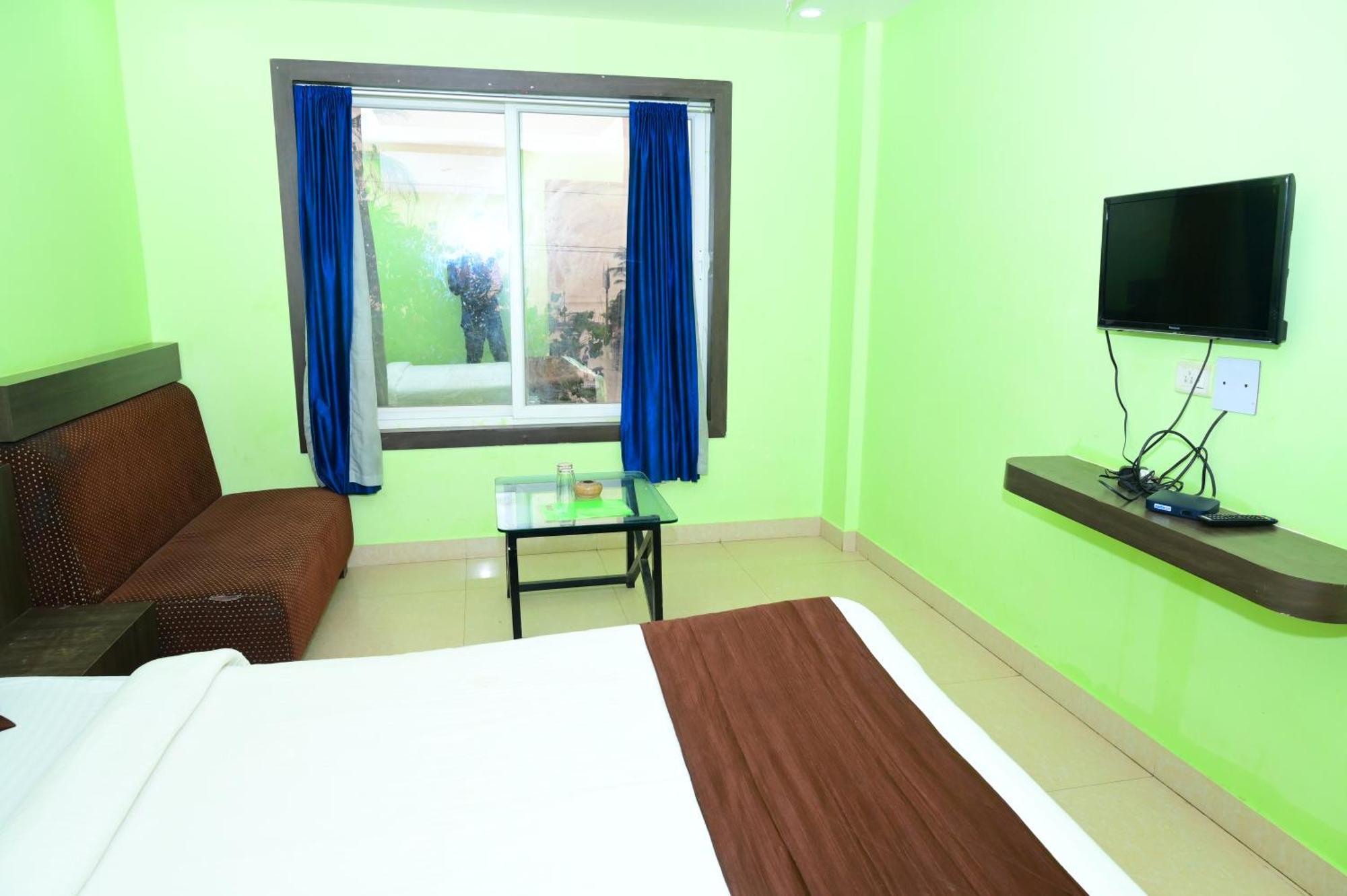 Mor Deep Ganga Inn- Sea View Hotel-lift- Wifi With Restaurant Facilities- Best Selling & Best Choice Of Travellers Hotel