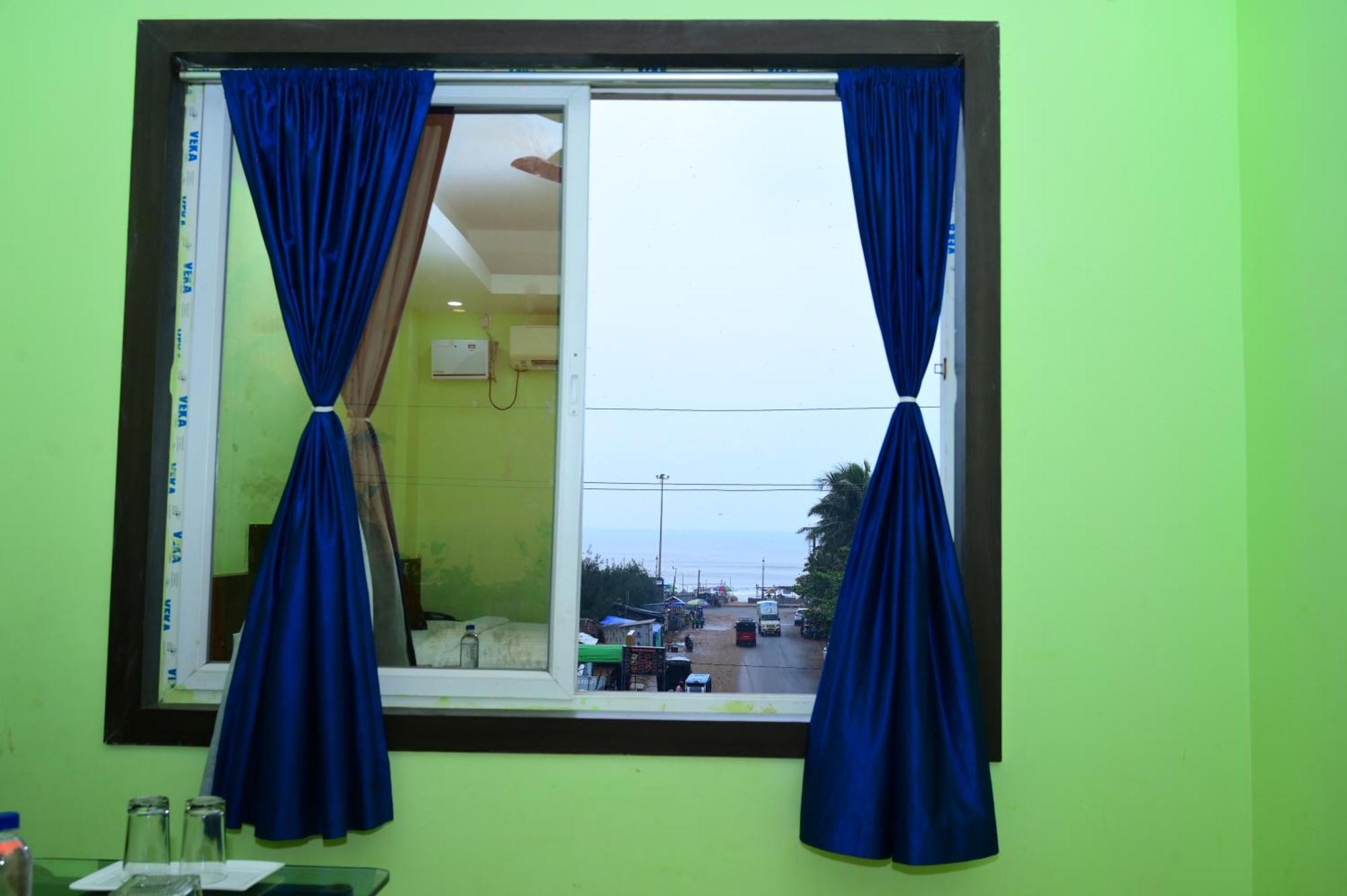Mor Deep Ganga Inn- Sea View Hotel-lift- Wifi With Restaurant Facilities- Best Selling & Best Choice Of Travellers Hotel